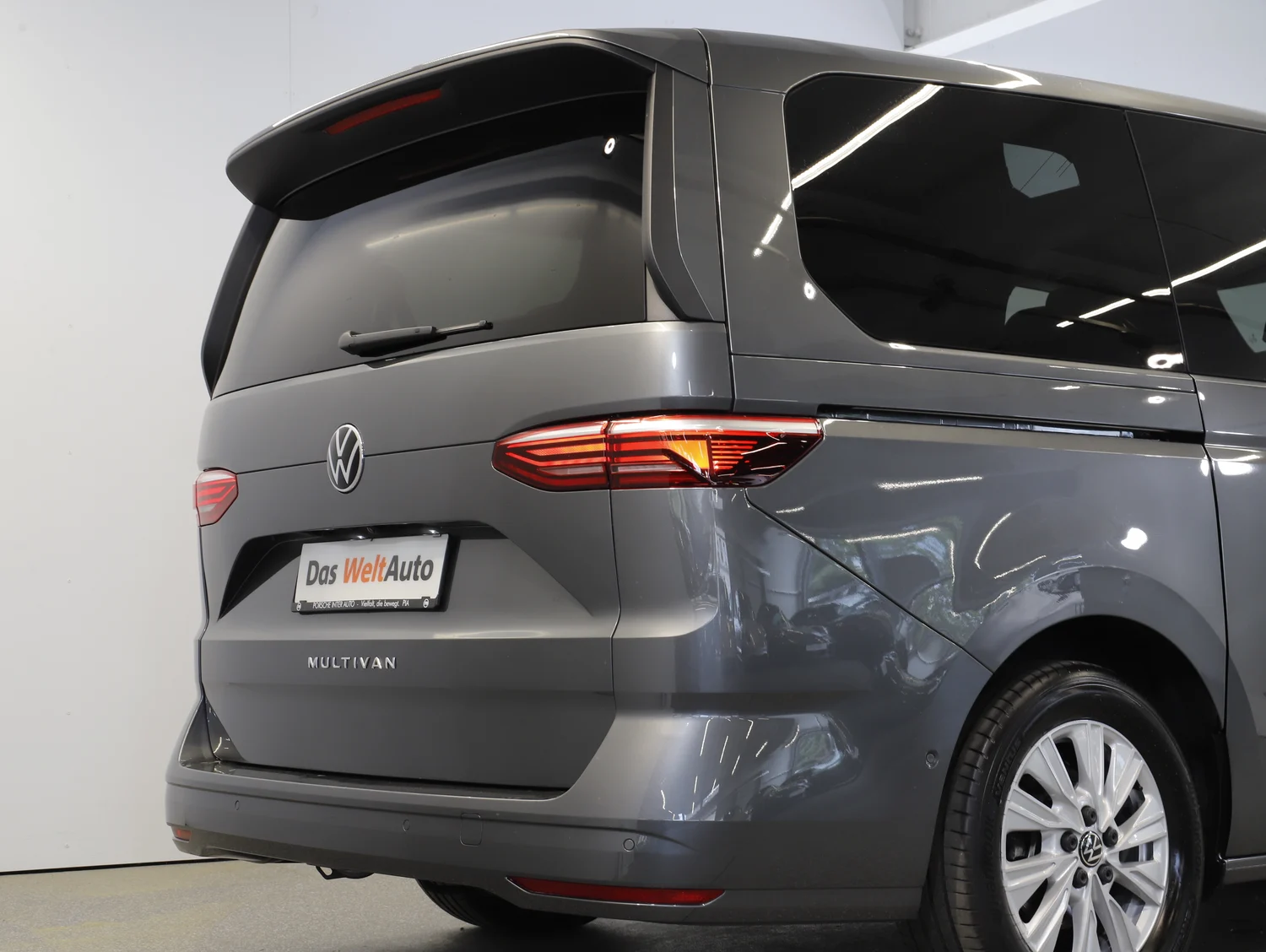 Bild eines VW Multivan Business ÜH TDI