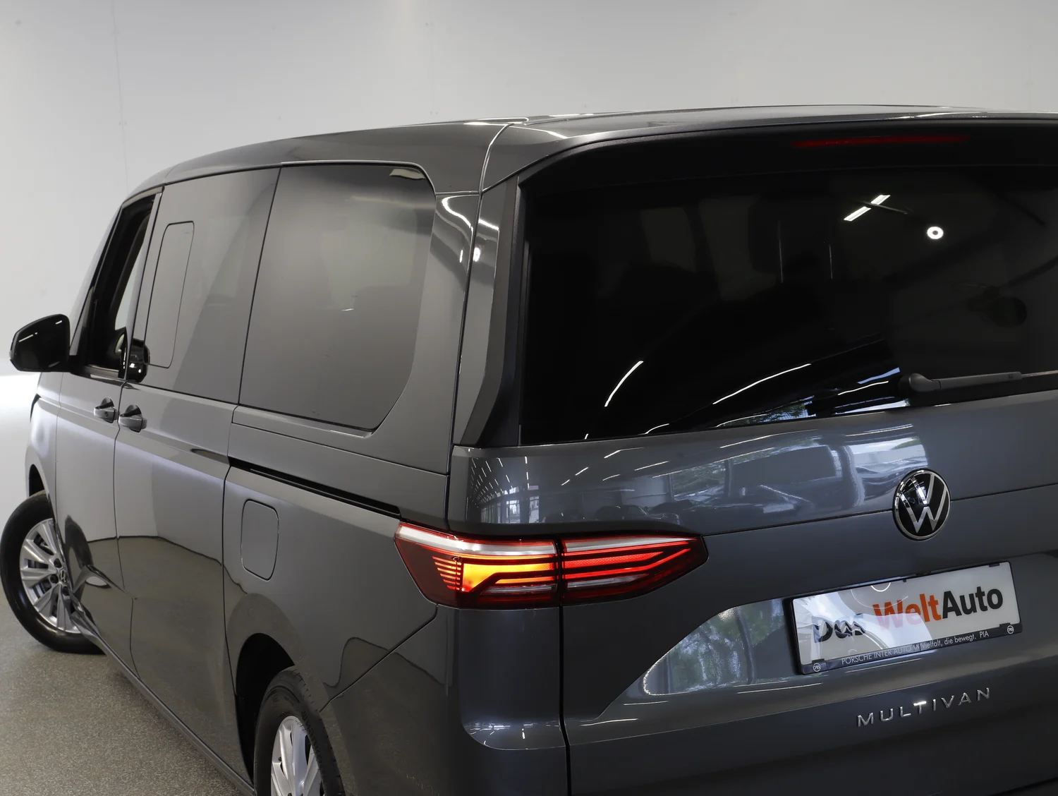 Bild eines VW Multivan Business ÜH TDI