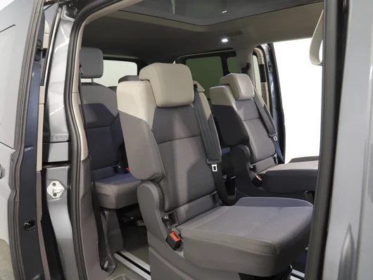 Bild eines VW Multivan Business ÜH TDI