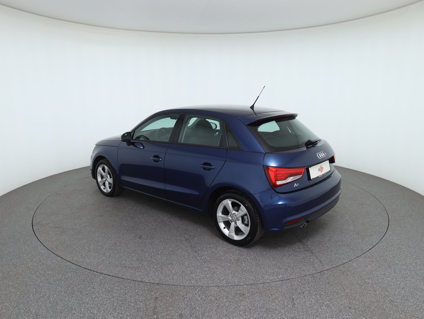 Audi A1 Sportback 1.6 TDI sport | Bild 7 von 31