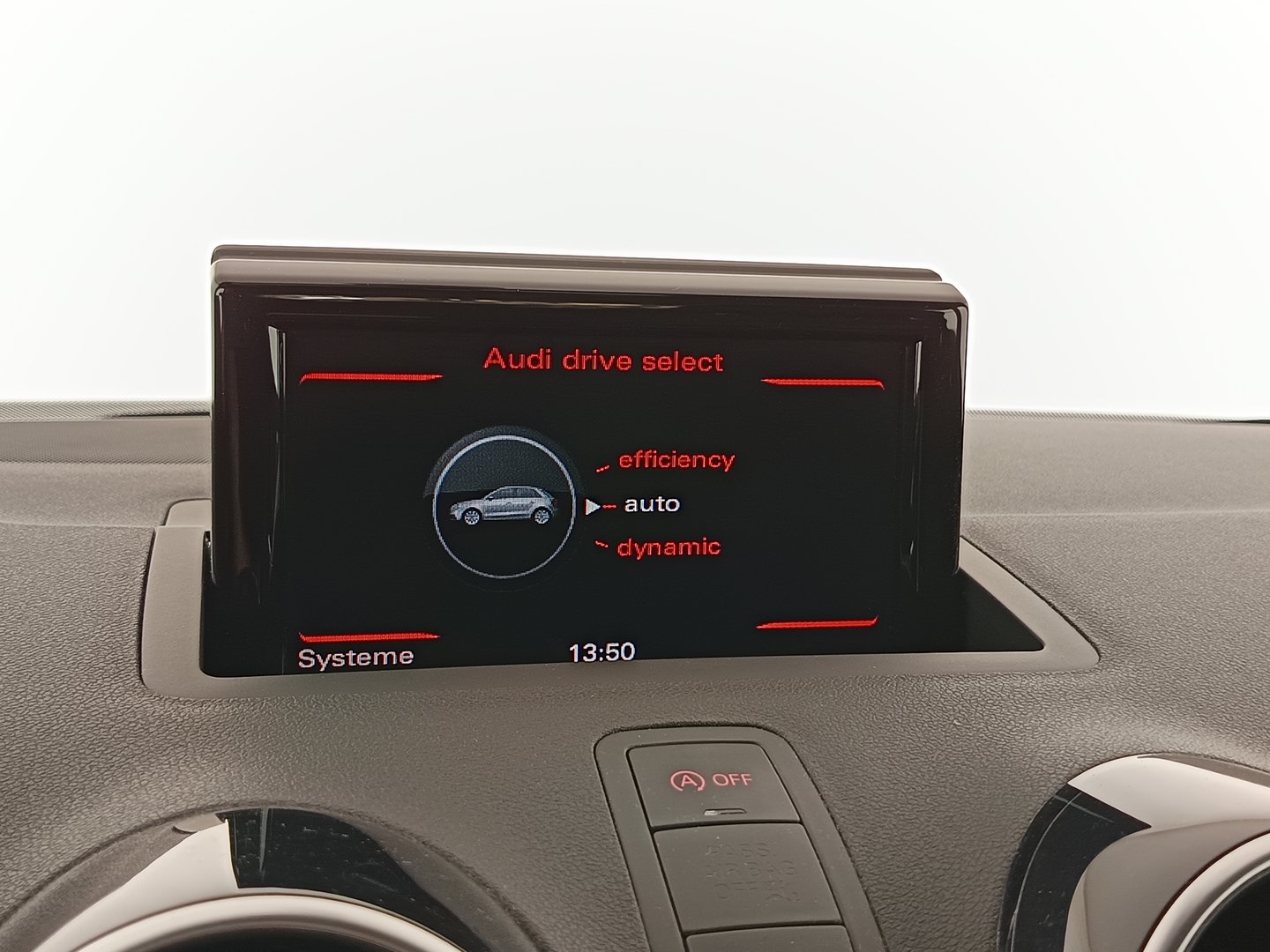 Audi A1 Sportback 1.6 TDI sport | Bild 22 von 31