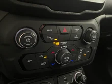 Jeep Renegade 2,0 MultiJet II 4WD 9AT 140 Limited in weiß