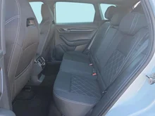 Škoda Karoq 4x4 SPORTLINE TDI DSG in Moon-Weiß Metallic
