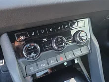 Škoda Karoq 4x4 SPORTLINE TDI DSG in Moon-Weiß Metallic