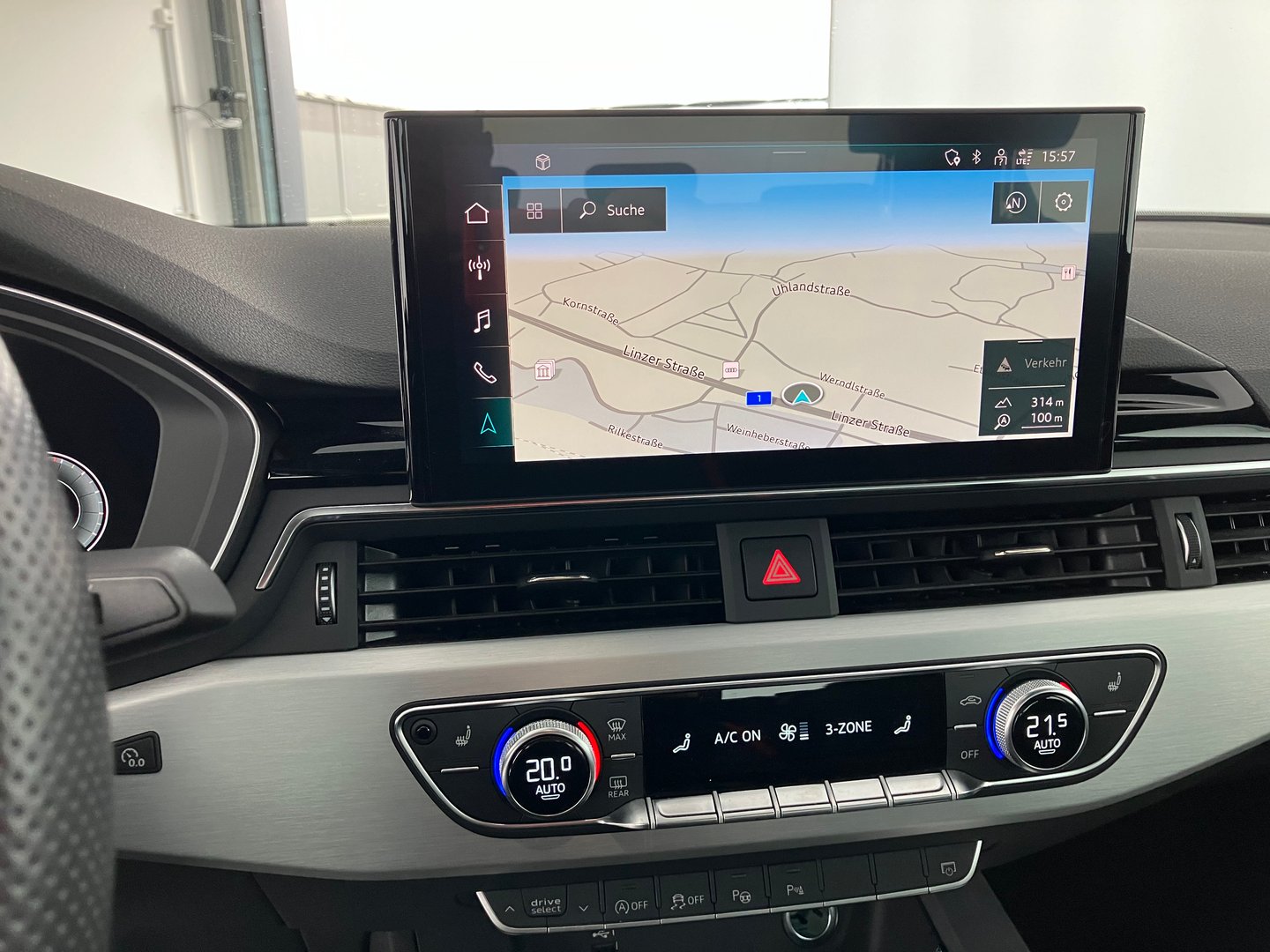 Audi A4 Limousine 40 TDI S line | Bild 6 von 11