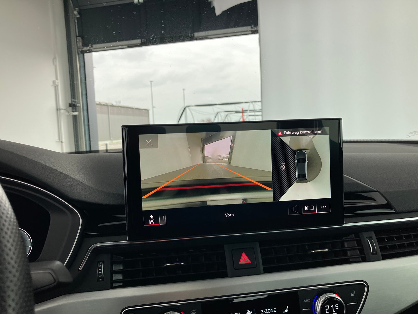 Audi A4 Limousine 40 TDI S line | Bild 8 von 17