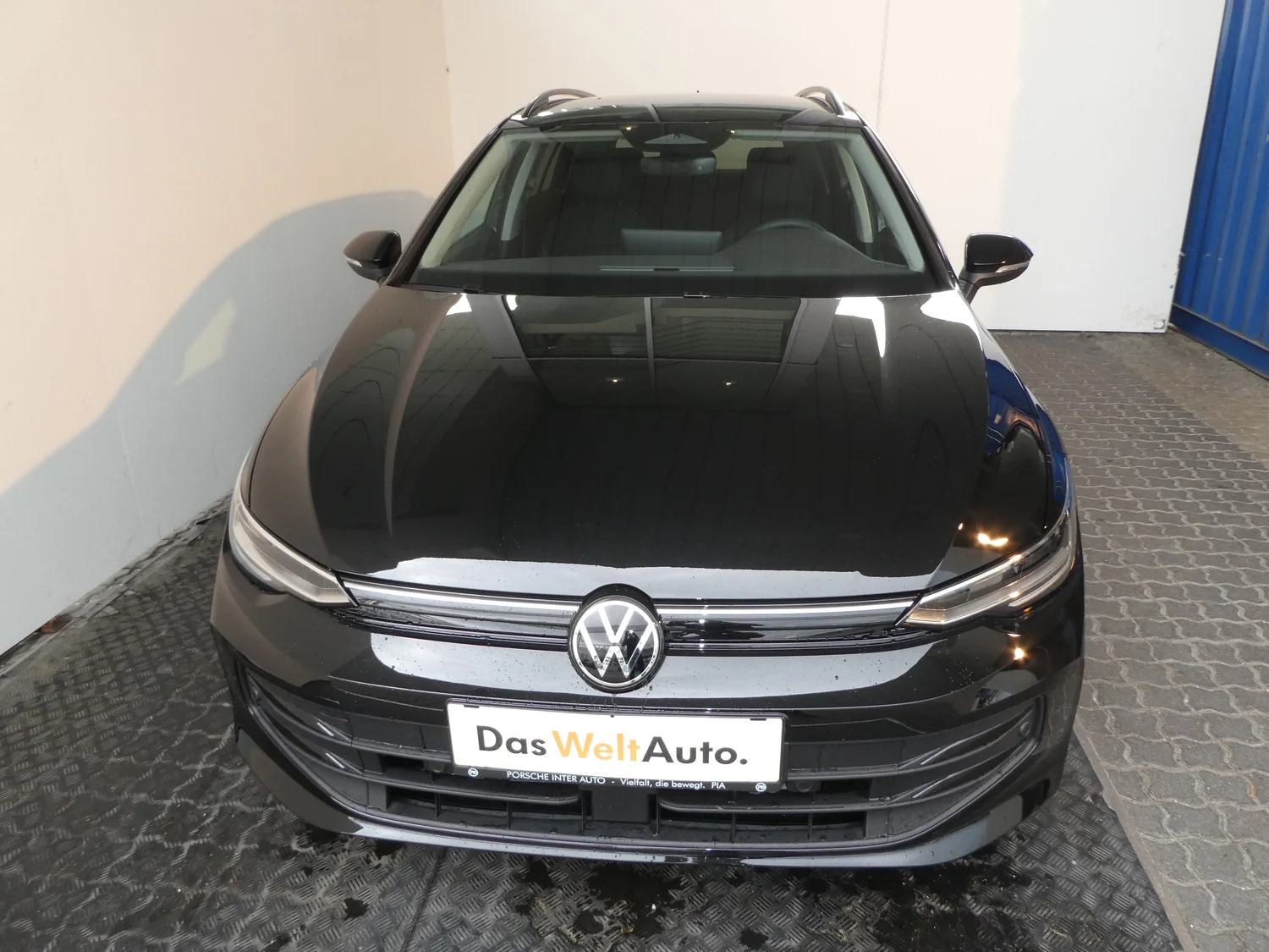 Bild eines VW Golf Variant Business TSI