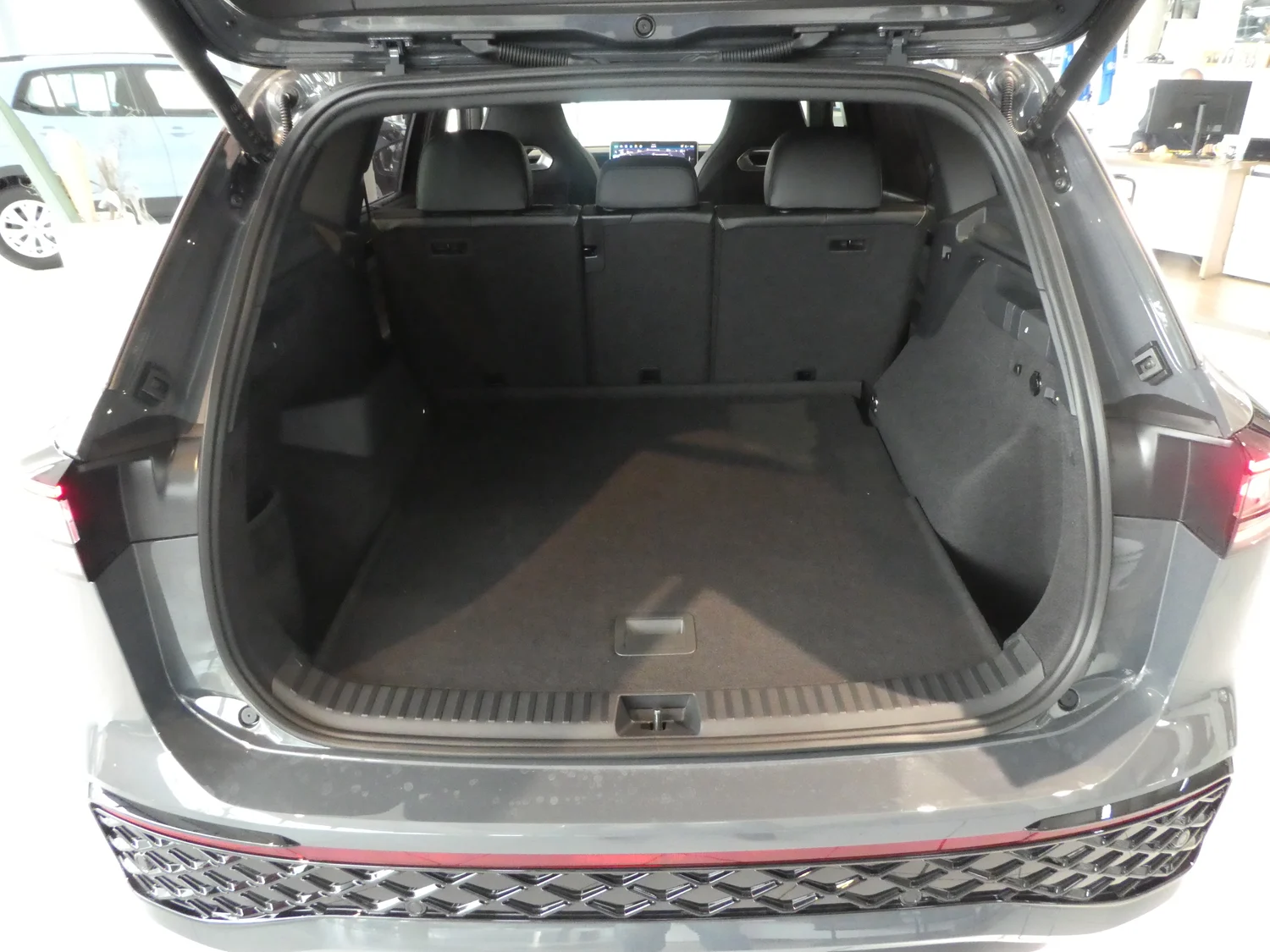 Bild eines VW Tayron Sport TDI 4MOTION DSG