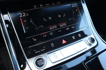 Audi Q7 50 TDI quattro S line in schwarz - metallic-perleffektno