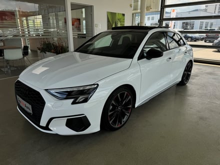 Audi A3 Sportback 30 TFSI intense