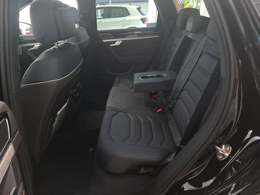 Bild eines Touareg R-Line TDI 4M. Final Edition