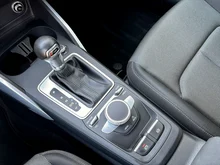 Audi Q2 1.0 TFSI Sport in quantumgrau