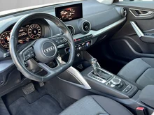 Audi Q2 1.0 TFSI Sport in quantumgrau
