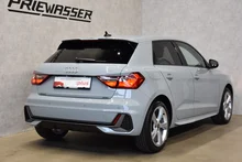 Thumbnail-Foto von Fahrzeug