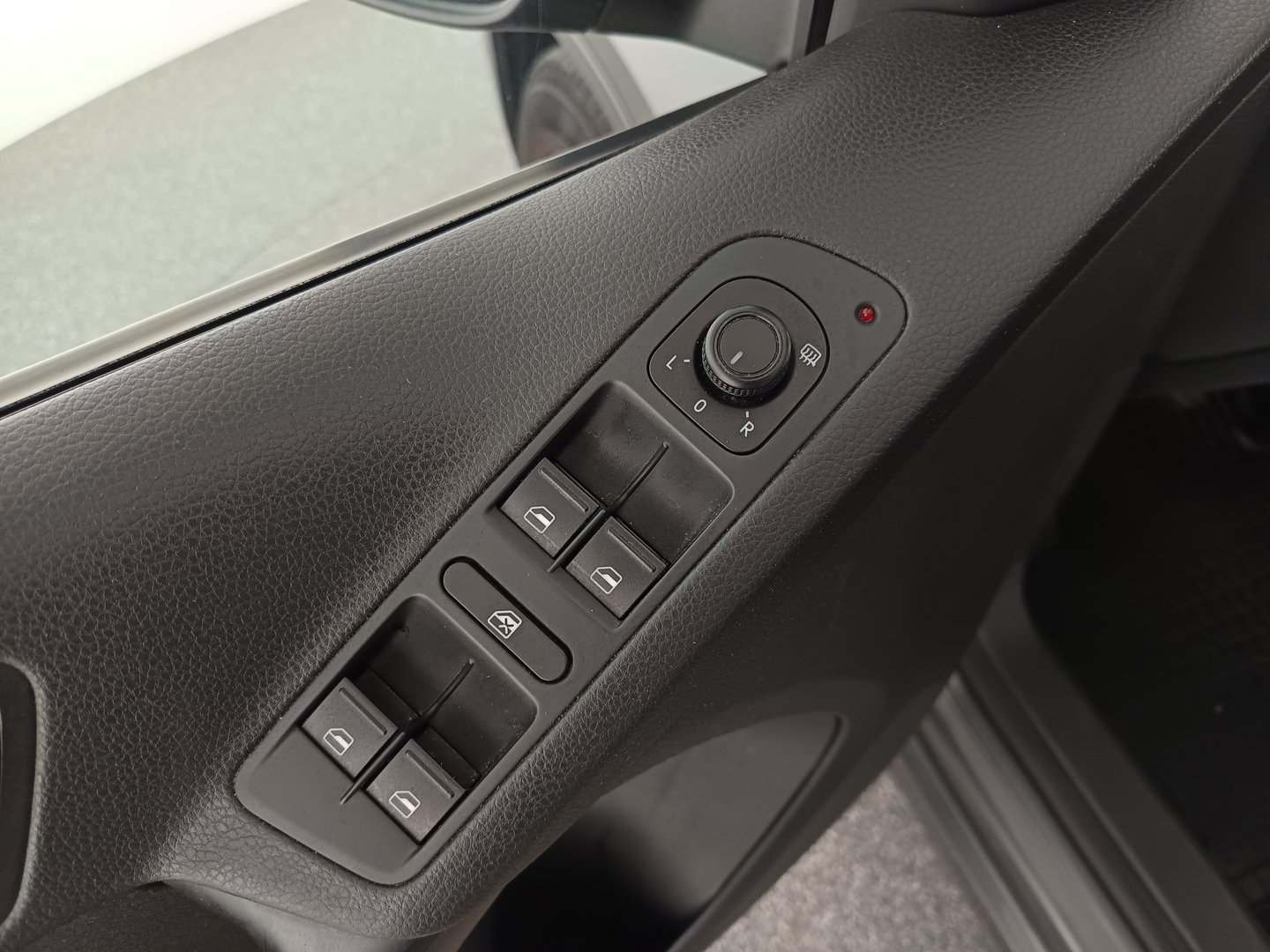 VW Tiguan Austria TDI SCR | Bild 11 von 28