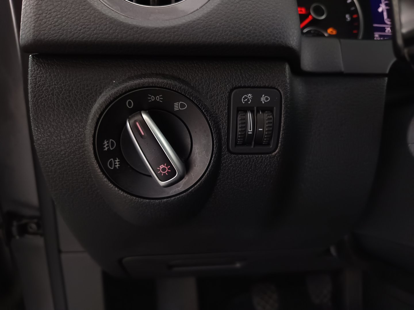 VW Tiguan Austria TDI SCR | Bild 12 von 28
