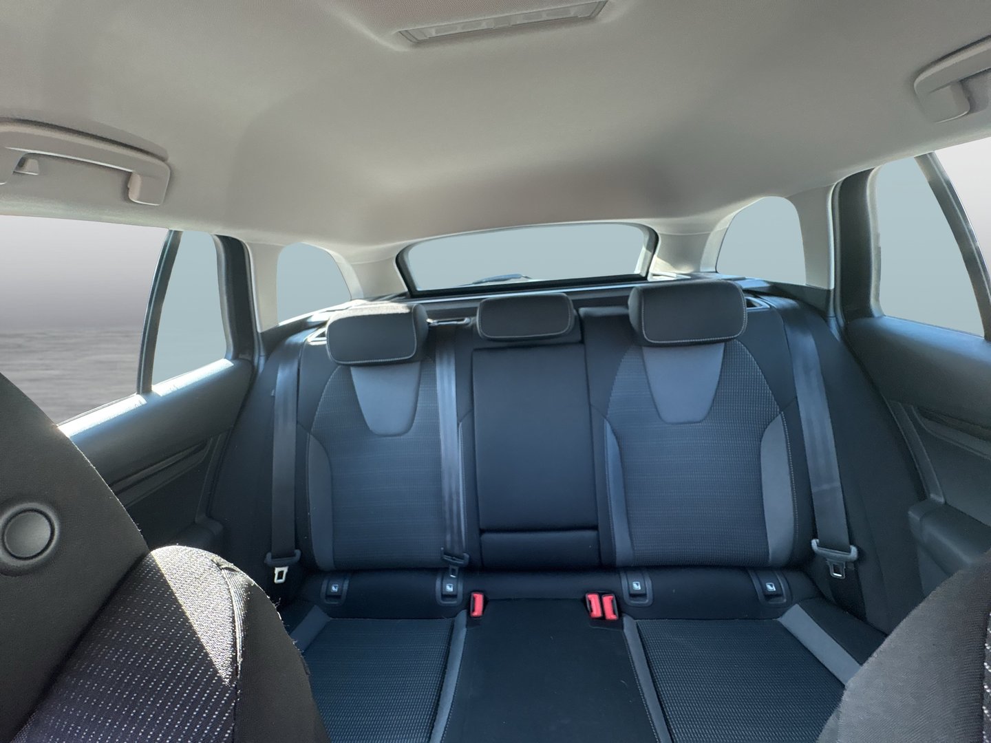 Škoda OCTAVIA Combi Ambition TDI DSG | Bild 18 von 19