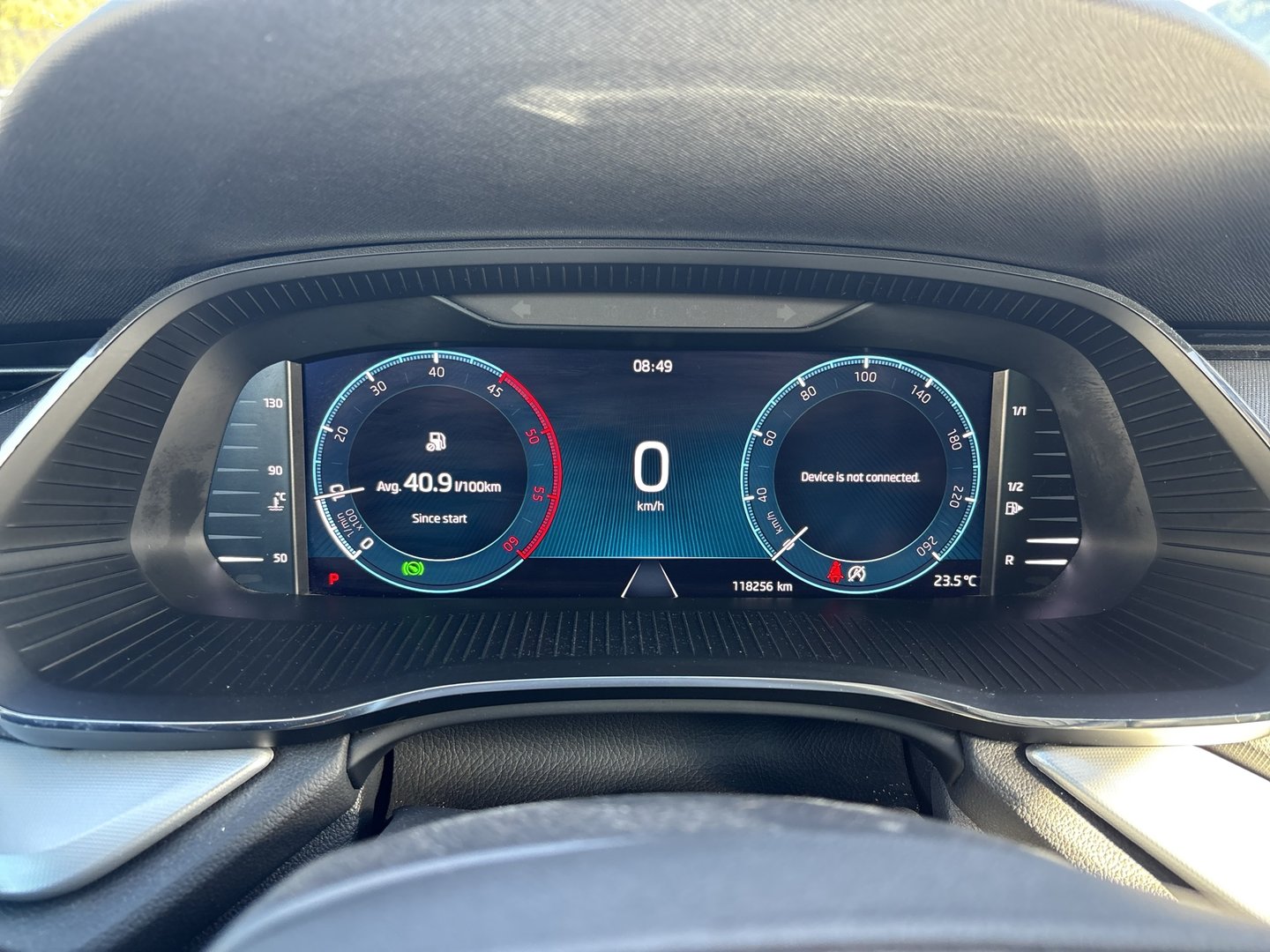 Škoda OCTAVIA Combi Ambition TDI DSG | Bild 14 von 19