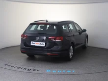 VW Passat Variant TSI in schwarz - metallic