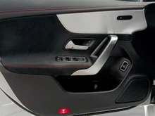 Mercedes CLA 250e PHEV Aut. in weiss - metallic