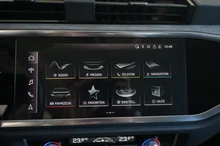 Audi Q3 35 TDI quattro S line exterieur in Daytonagrau perleff.