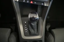 Audi Q3 35 TDI quattro S line exterieur in Daytonagrau perleff.