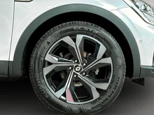 Renault Arkana TCe 140 EDC PF R.S. Line Aut. in weiss - normal