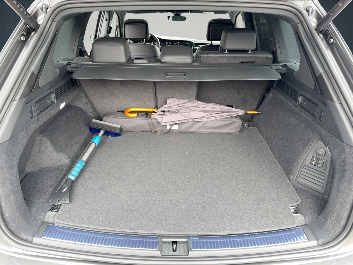 Bild eines Touareg R eHybrid TSI 4M. Final Edition