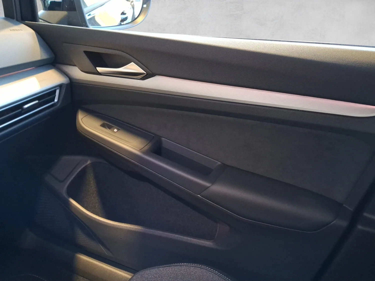 Bild eines Golf Rabbit eHybrid DSG 150 kW