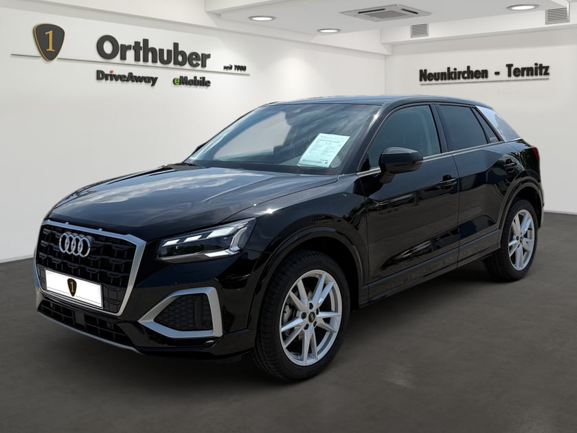 Audi Q2 30 TFSI admired