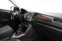 VW T-Roc Design TSI OPF in Deep Black Perleffekt
