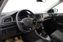 VW T-Roc Design TSI OPF in Deep Black Perleffekt