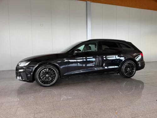 Audi A4 Avant 35 TFSI S line
