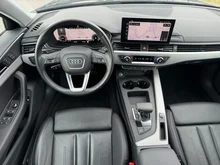 Audi A4 Avant 35 TFSI S line in schwarz
