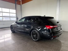 Audi A4 Avant 35 TFSI S line in schwarz