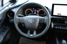 Toyota C-HR 2,0 Hybrid E-CVT Lounge Premiere Edition in Sulfurgold/Onyx Black