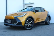 Toyota C-HR 2,0 Hybrid E-CVT Lounge Premiere Edition in Sulfurgold/Onyx Black