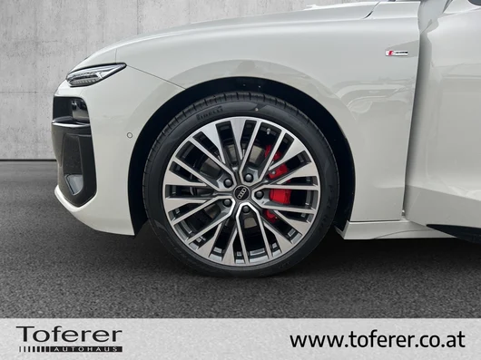 Bild eines Audi A6 Avant e-tron quattro
