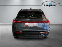 Audi Q5 e-hybrid quattro 270 KW in Daytonagrau Perleffekt