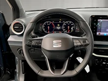 SEAT Arona Style 1.0 TSI in Fjord-Blau Dach Nacht-Schwarz