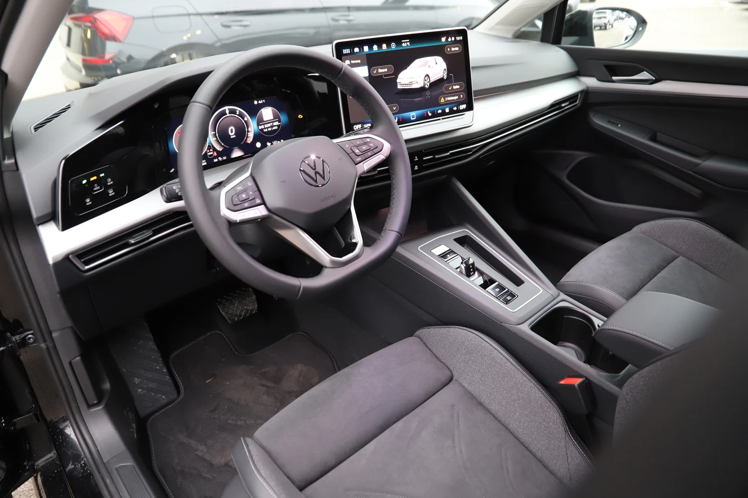 Bild eines VW Golf Rabbit eHybrid DSG 150 kW