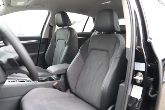 Bild eines VW Golf Rabbit eHybrid DSG 150 kW