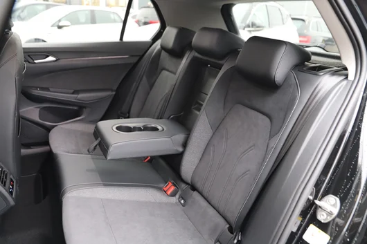 Bild eines VW Golf Rabbit eHybrid DSG 150 kW