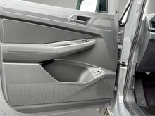 VW Caddy Maxi eHybrid 110 kW in Puregrey