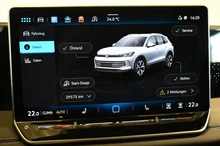 VW Tiguan R-Line eTSI DSG in Cipressino-Grün Metallic
