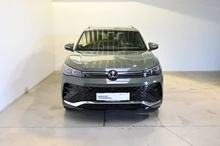 VW Tiguan R-Line eTSI DSG in Cipressino-Grün Metallic