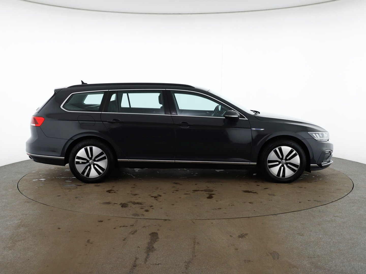 VW Passat GTE Variant | Bild 4 von 30