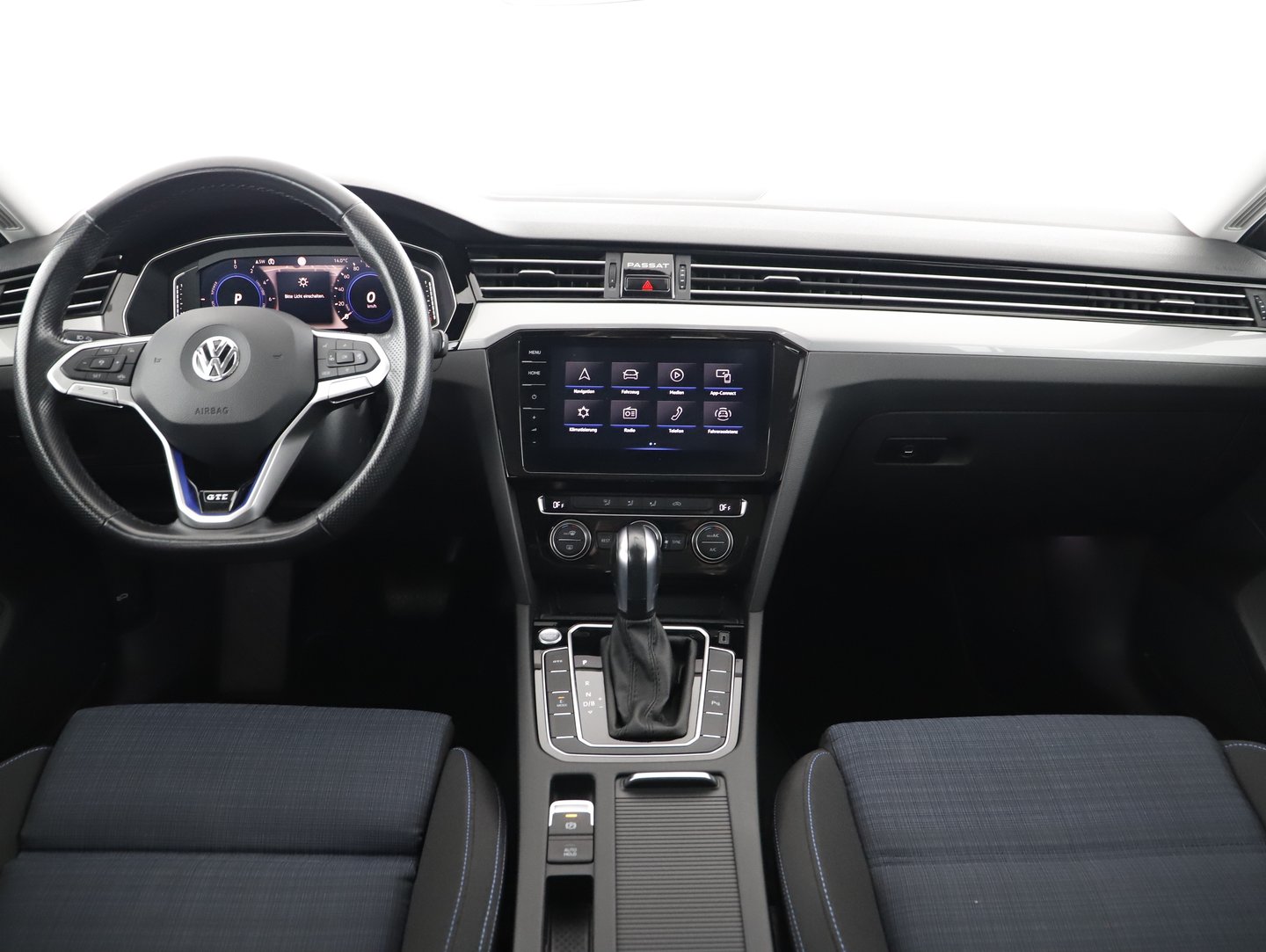 VW Passat GTE Variant | Bild 14 von 30