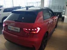 Thumbnail-Foto von Fahrzeug