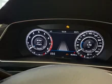 VW Tiguan Sky TSI in Deep Black Perlef.